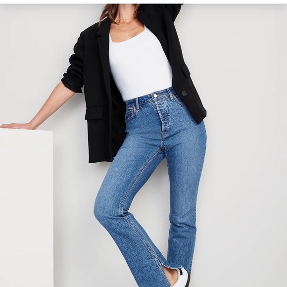 NWT OLD NAVY Fitted Sleeveless Square-Neck Bodysuit Color: White Lilies - Picture 3 of 10